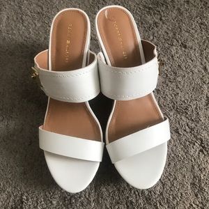 Brand NEW Tommy Hilfiger slide wedges